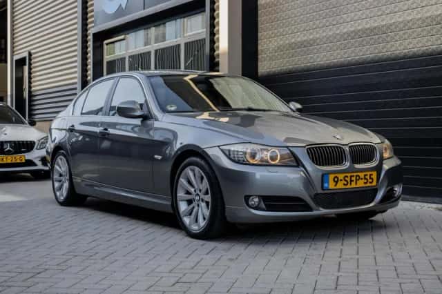 BMW 3-Serie (2009) thumbnail 4