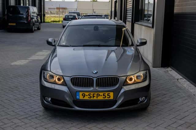 BMW 3-Serie (2009) thumbnail 5