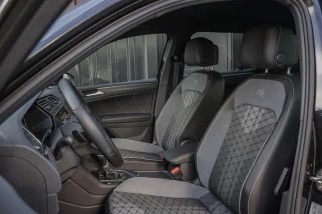 Volkswagen Tiguan (2023) thumbnail 2