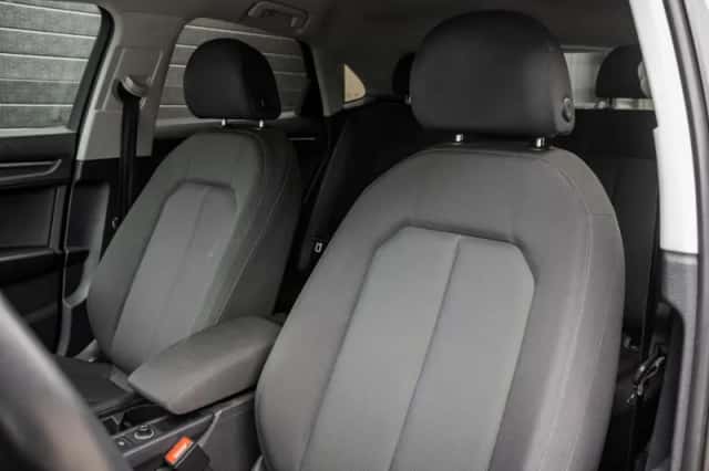 Audi Q3 (2021) thumbnail 3