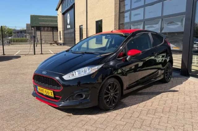 Ford Fiesta (2016) thumbnail 5