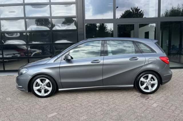 Mercedes-Benz B-Klasse (2013) thumbnail 4
