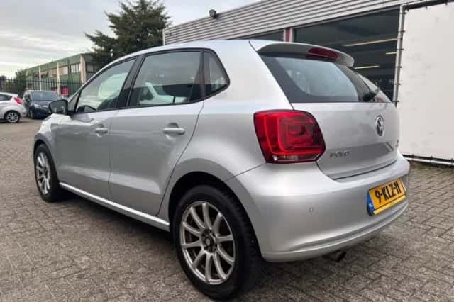 Volkswagen Polo (2013) thumbnail 6