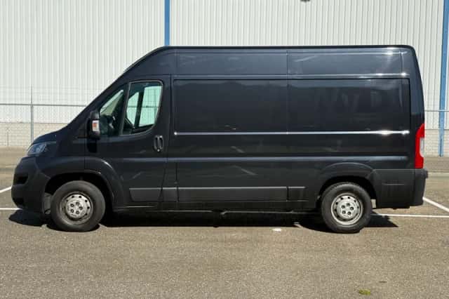 Peugeot Boxer (2021) thumbnail 3