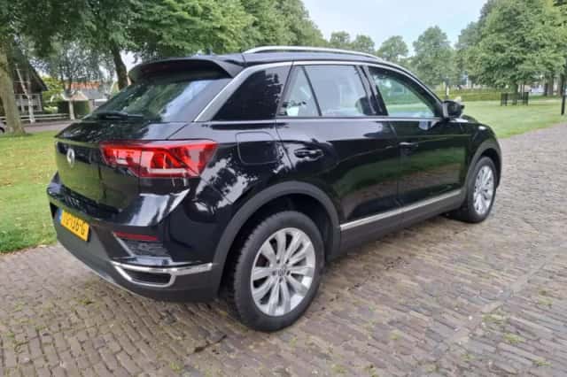 Volkswagen T-Roc (2018) thumbnail 6