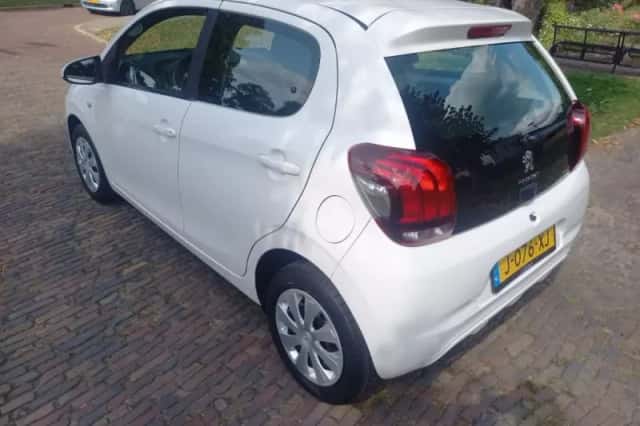 Peugeot 108 (2020) thumbnail 3
