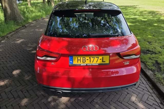Audi A1 (2016) thumbnail 2