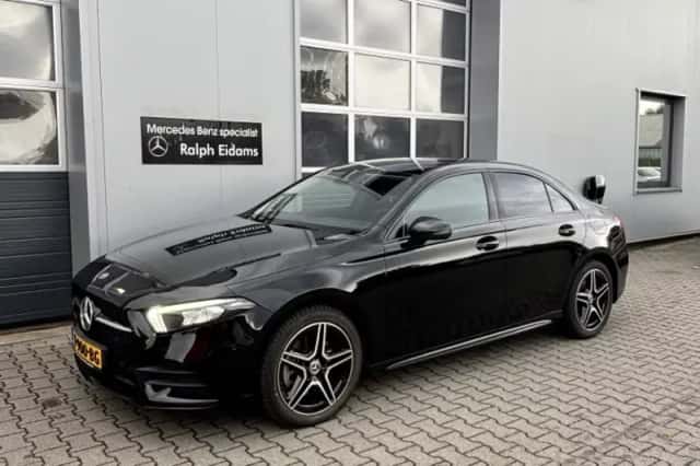 Mercedes-Benz A-Klasse (2022) thumbnail 1
