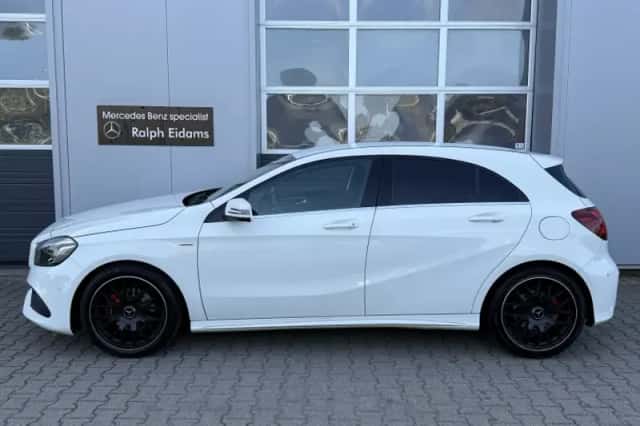 Mercedes-Benz A-Klasse (2018) thumbnail 2