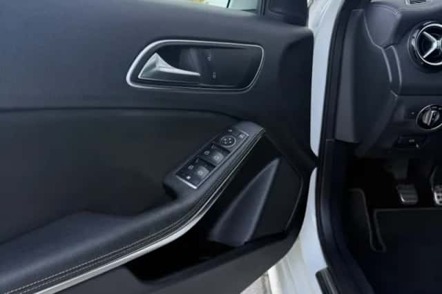 Mercedes-Benz A-Klasse (2018) thumbnail 6