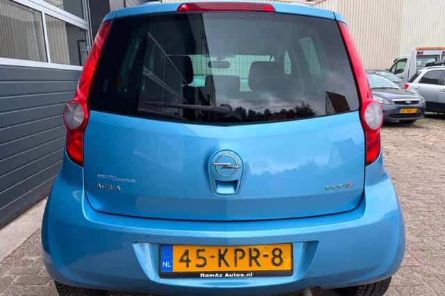 Opel Agila (2010) thumbnail 4