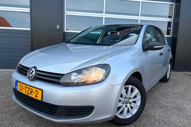 Volkswagen Golf (2012) thumbnail 1
