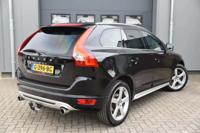 Volvo XC60 (2011) thumbnail 3