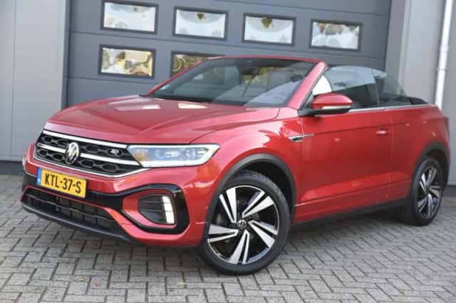 Volkswagen T-Roc (2022) thumbnail 1