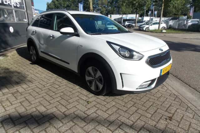 Kia Niro (2019) thumbnail 5