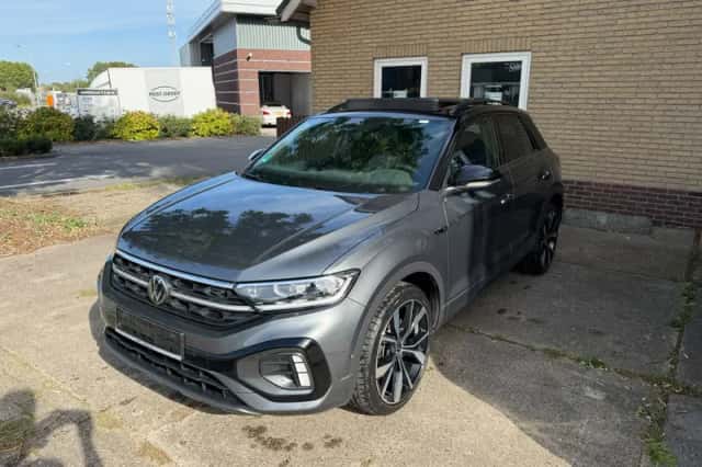 Volkswagen T-Roc (2022) thumbnail 2