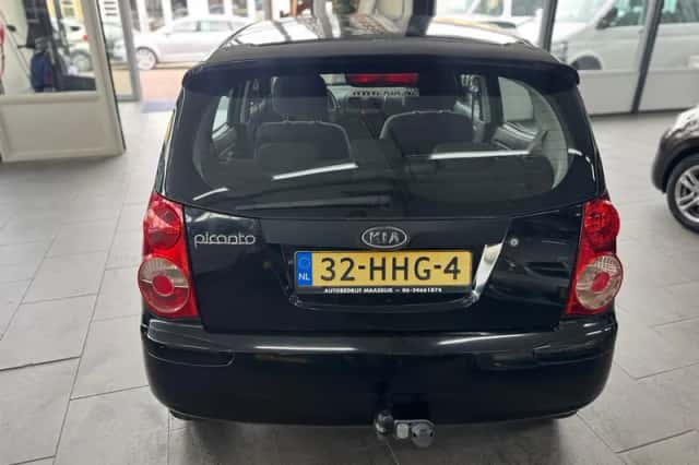 Kia Picanto (2008) thumbnail 6