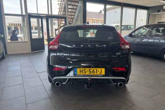 Volvo V40 (2015) thumbnail 6