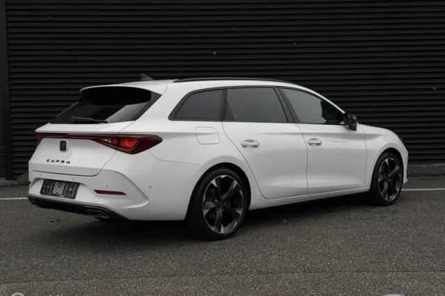CUPRA Leon Sportstourer (2023) thumbnail 4