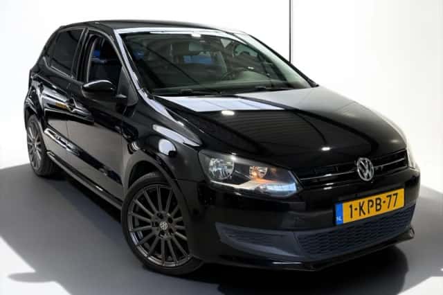 Volkswagen Polo (2013) thumbnail 2