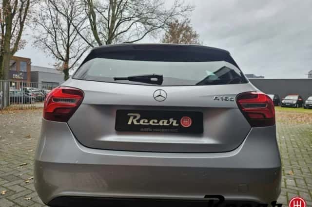 Mercedes-Benz A-Klasse (2017) thumbnail 4