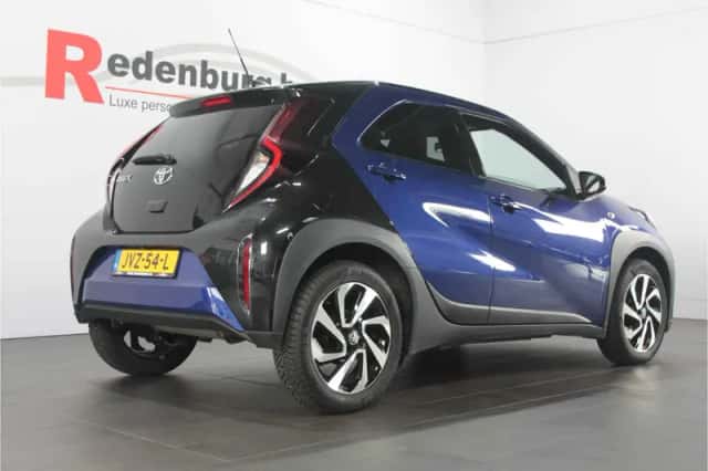 Toyota Aygo X (2025) thumbnail 2