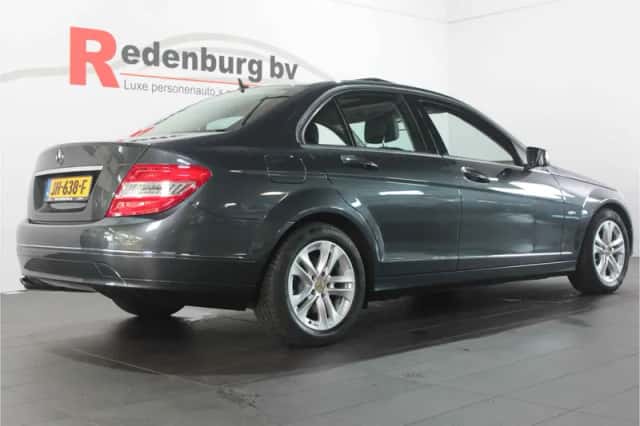 Mercedes-Benz C-Klasse (2010) thumbnail 2