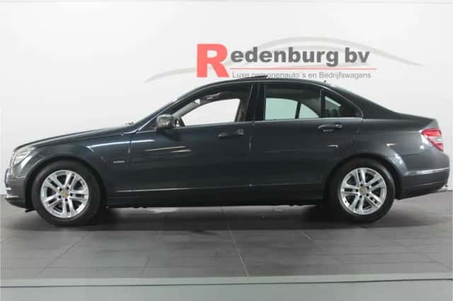 Mercedes-Benz C-Klasse (2010) thumbnail 4