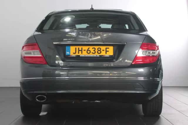 Mercedes-Benz C-Klasse (2010) thumbnail 6