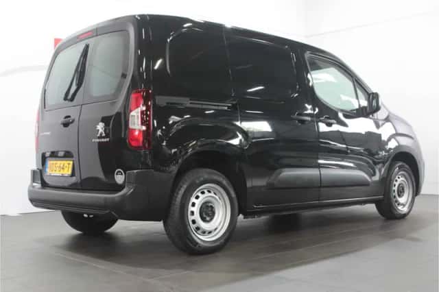 Peugeot Partner (2020) thumbnail 2