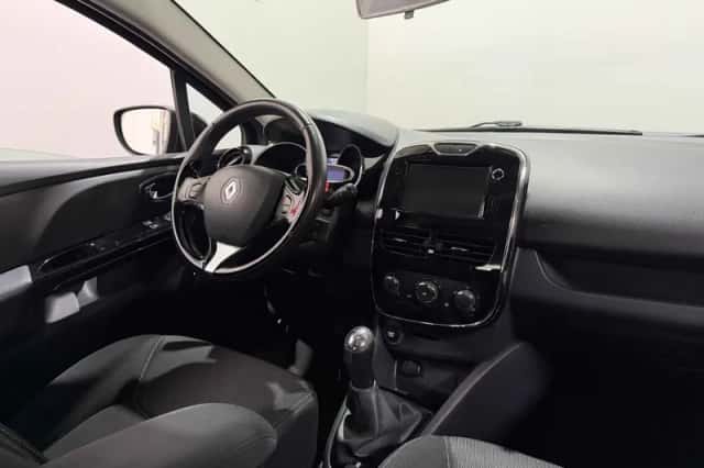 Renault Clio (2013) thumbnail 3