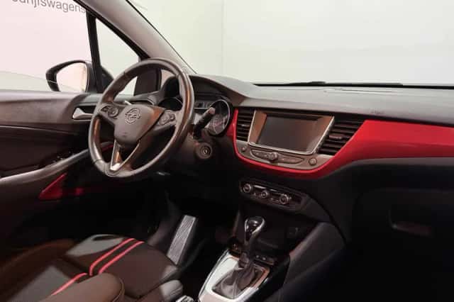 Opel Crossland (2022) thumbnail 3