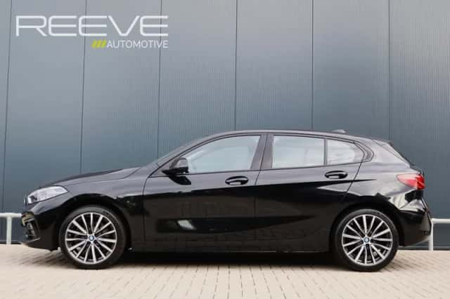 BMW 1-Serie (2023) thumbnail 2