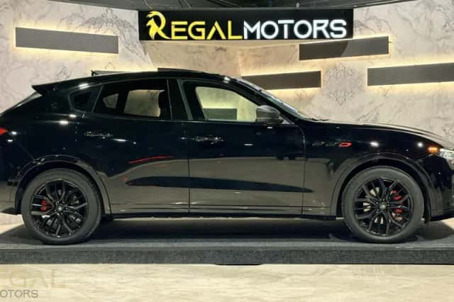 Maserati Levante (2019) thumbnail 3