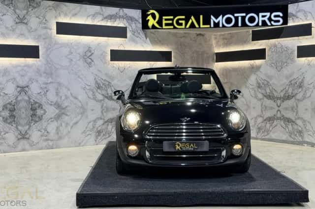 MINI Cabrio (2012) thumbnail 2