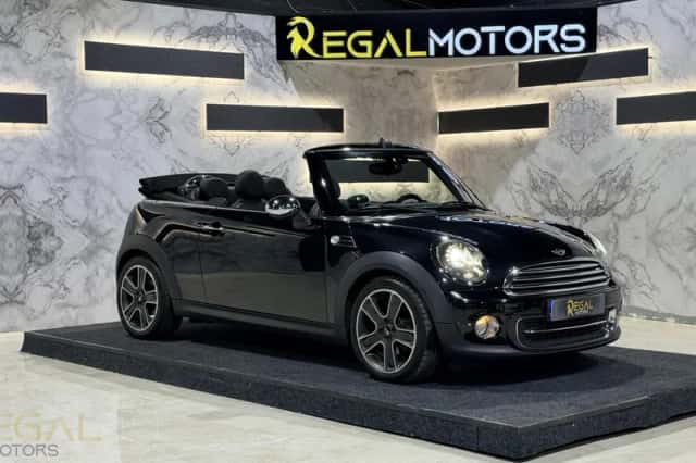 MINI Cabrio (2012) thumbnail 3