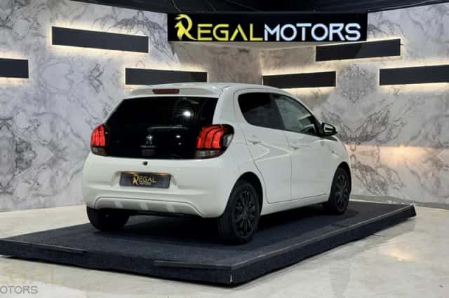 Peugeot 108 (2014) thumbnail 5