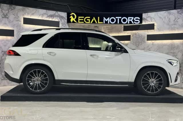 Mercedes-Benz GLE (2020) thumbnail 3