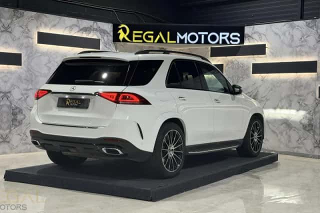 Mercedes-Benz GLE (2020) thumbnail 4