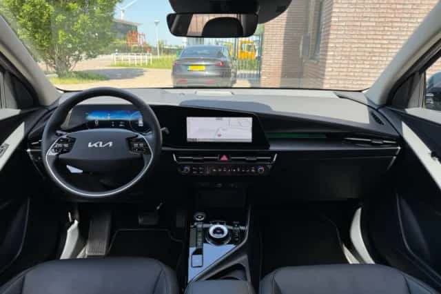 Kia Niro (2024) thumbnail 6
