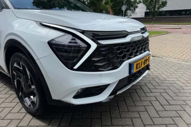 Kia Sportage (2024) thumbnail 3