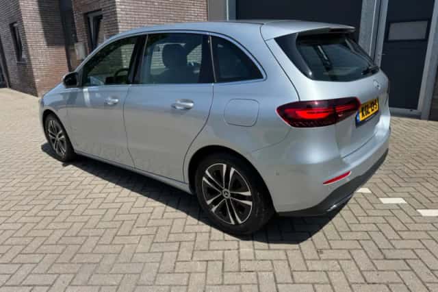 Mercedes-Benz B-Klasse (2025) thumbnail 2