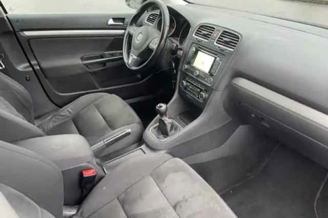 Volkswagen Golf (2010) thumbnail 3