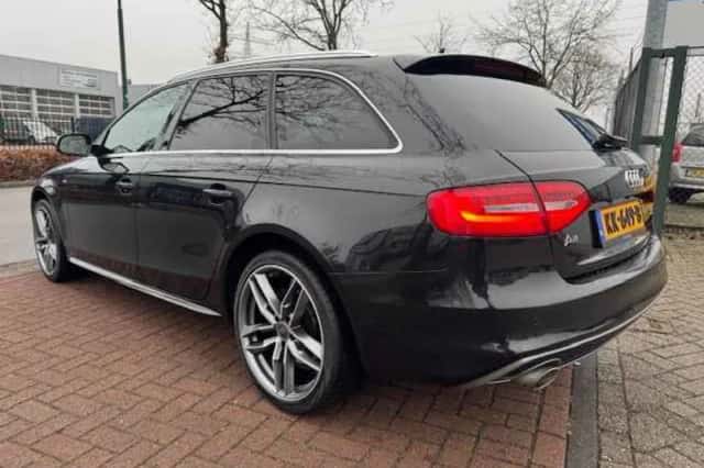 Audi A4 (2013) thumbnail 2
