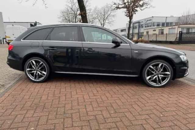 Audi A4 (2013) thumbnail 4