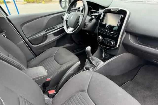 Renault Clio (2016) thumbnail 3