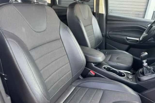 Ford Kuga (2014) thumbnail 5