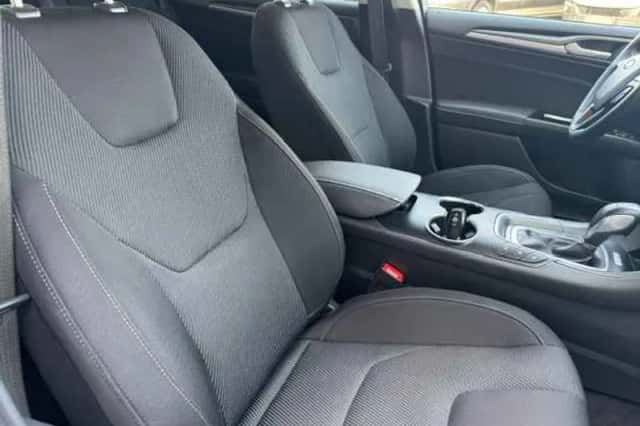 Ford Mondeo (2017) thumbnail 5