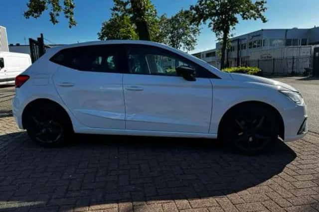 SEAT Ibiza (2018) thumbnail 4