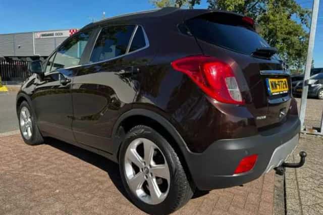Opel Mokka (2016) thumbnail 2